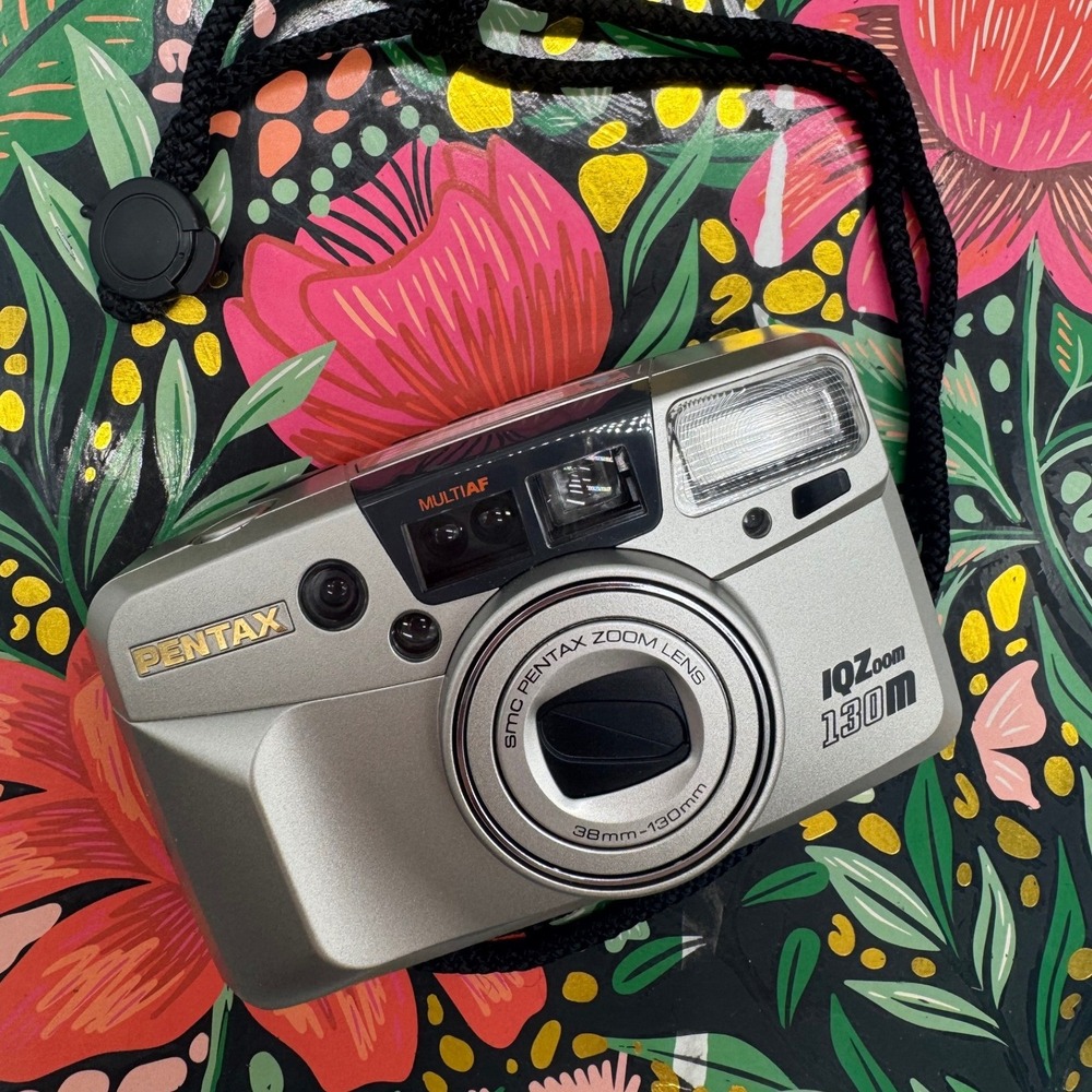 Pentax IQZoom 130M 35mm Film Camera 38-130mm Zoom Lens Silver Case Logic Pouch